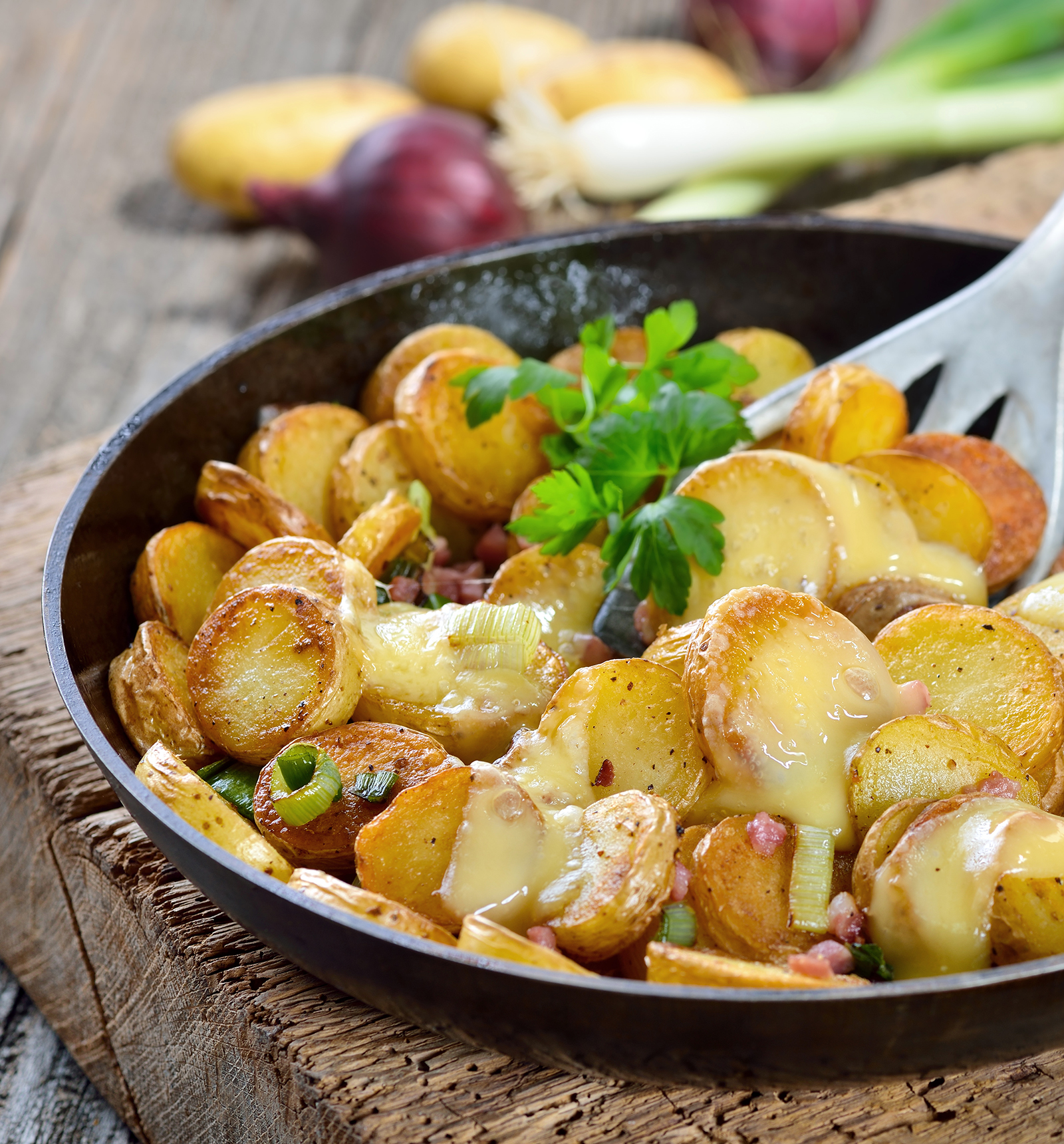 Restaurant Brantkartoffeln mit Käse überbacken